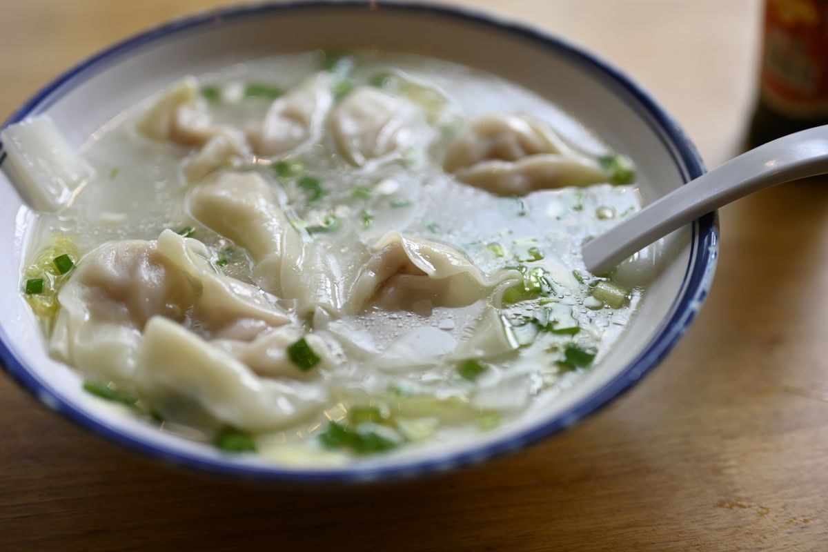 Chinese Chicken Broth for Wonton Soup