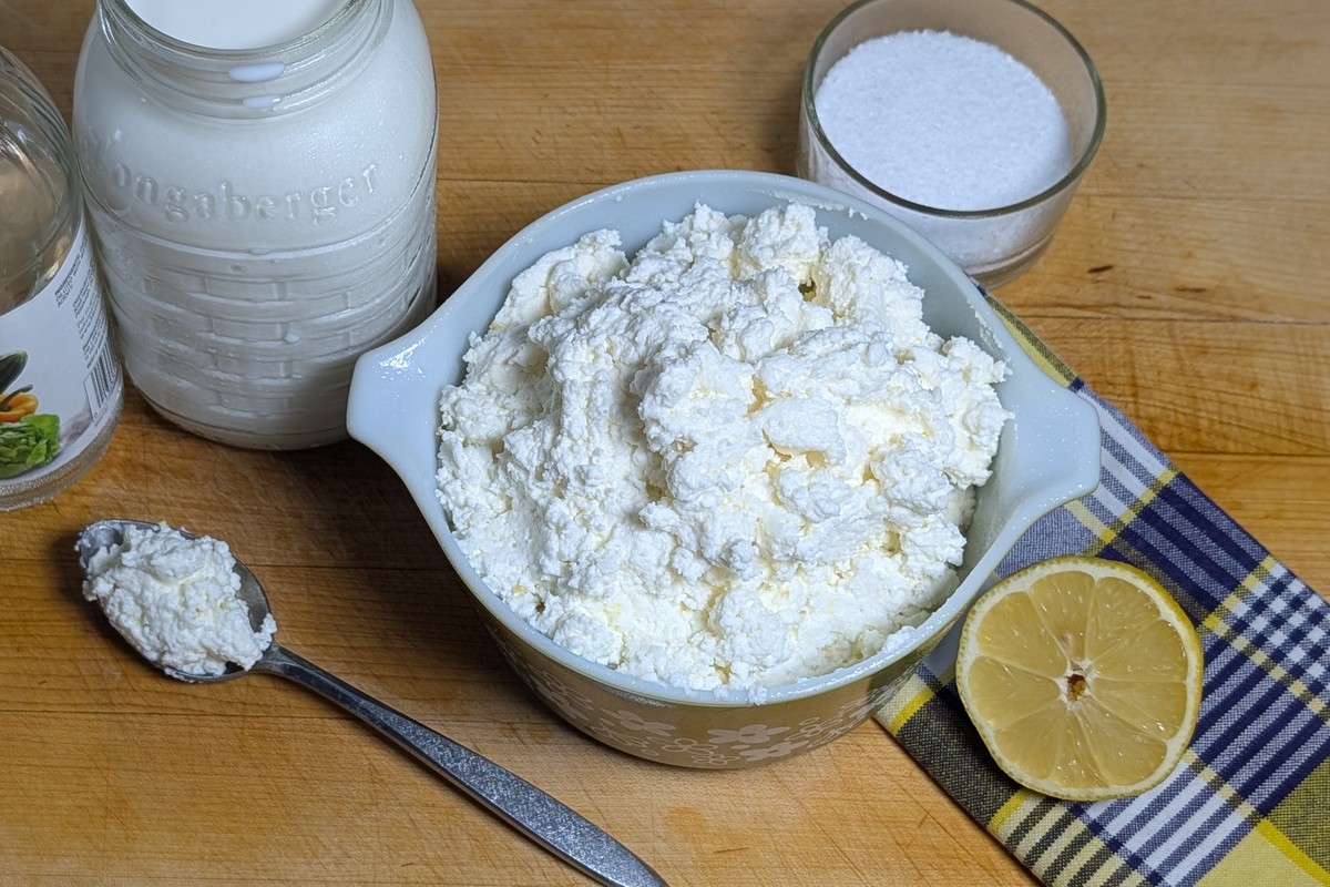 Homemade Cottage Cheese